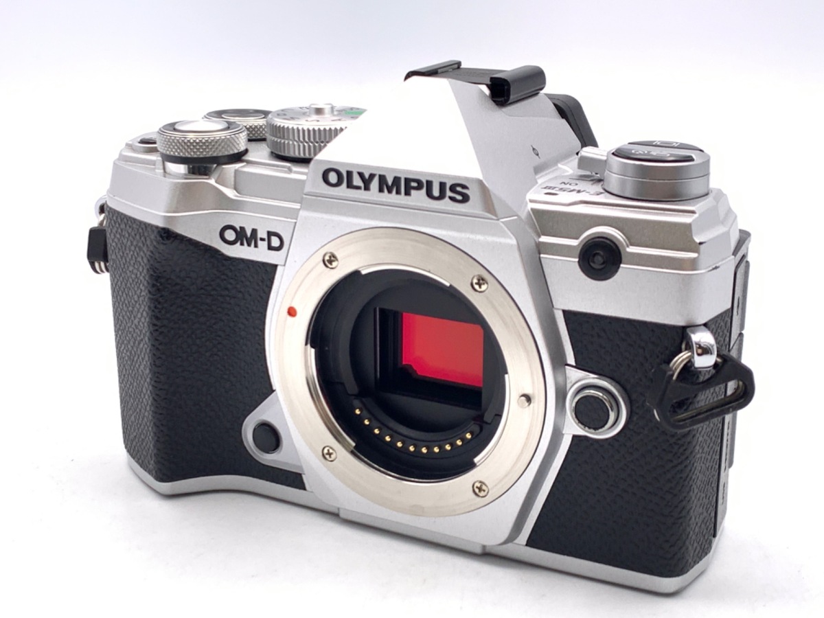 オリンパス(OLYMPUS) OM-D E-M5 Mark III ﾎﾞﾃﾞｨ ｼﾙﾊﾞｰ 【2037万画素】 | ネット中古