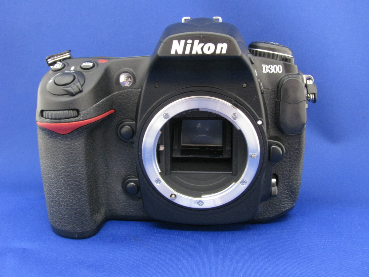 ニコン(Nikon) D300 ﾎﾞﾃﾞｨ【1230万画素】 | ネット中古