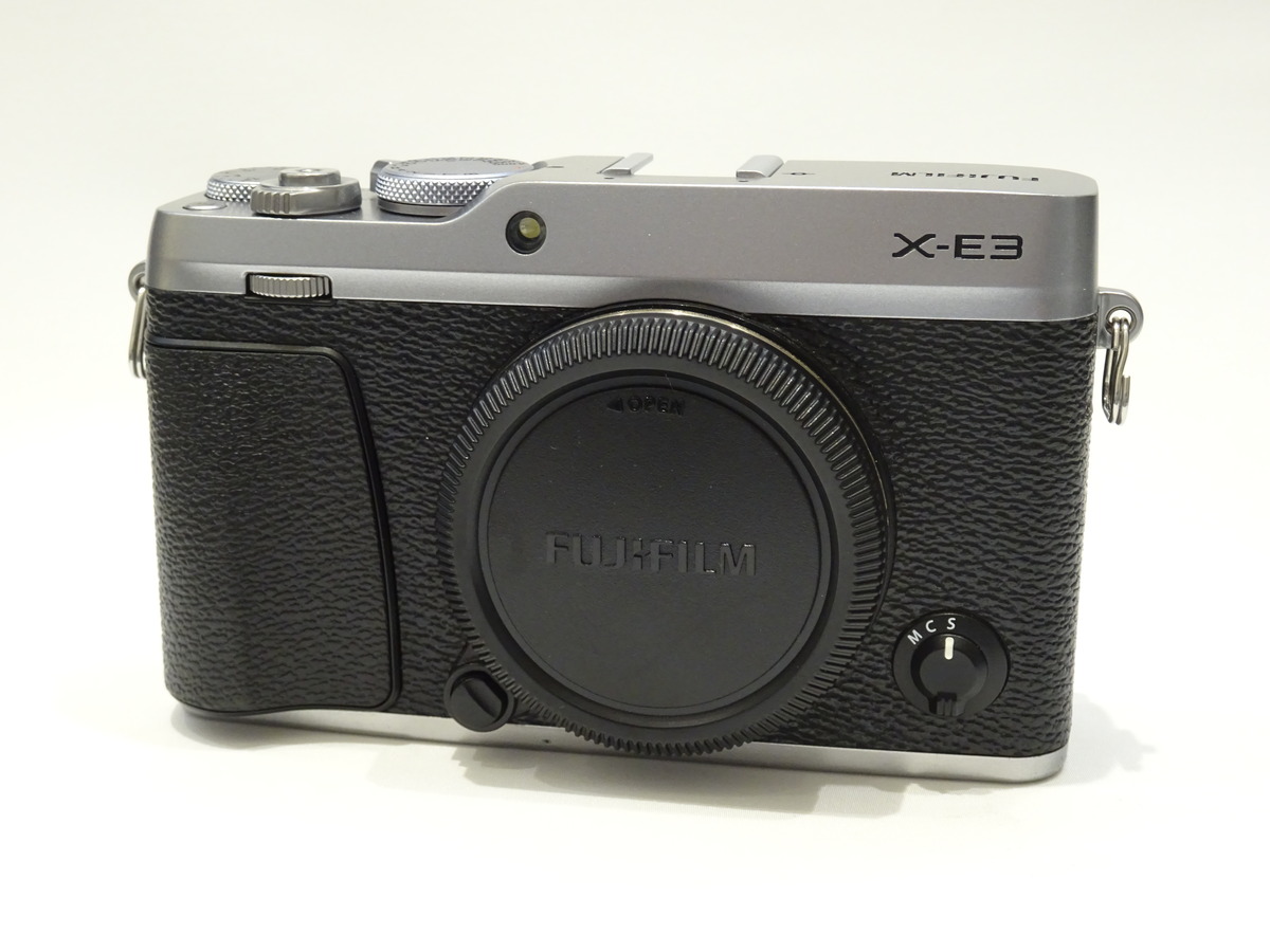 フジフイルム(FUJIFILM) X-E3 ﾎﾞﾃﾞｨ ｼﾙﾊﾞｰ【2430万画素】 | ネット中古